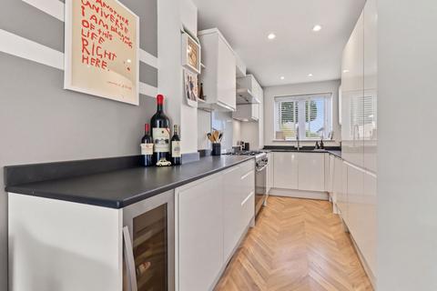 undefined, Chandlers Close, West Molesey, KT8