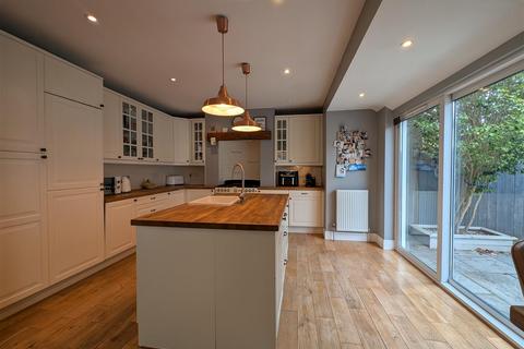 3 bedroom semi-detached house for sale, Staindrop Road, Darlington