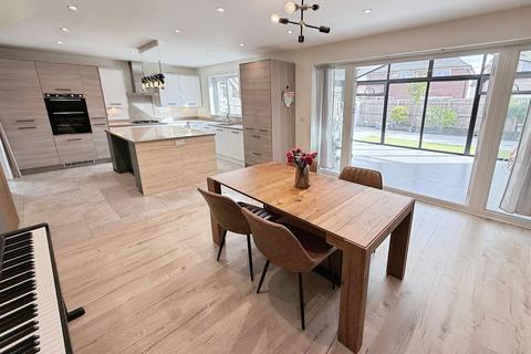 4 bedroom detached house for sale, Alfred Nock Drive, Telford TF2