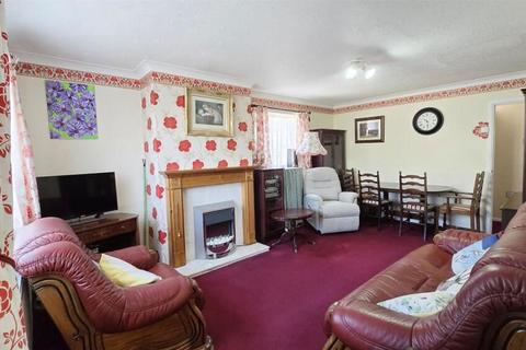 2 bedroom detached bungalow for sale, Nene Meadows, Sutton Bridge, Spalding, Lincolnshire, PE12 9TZ