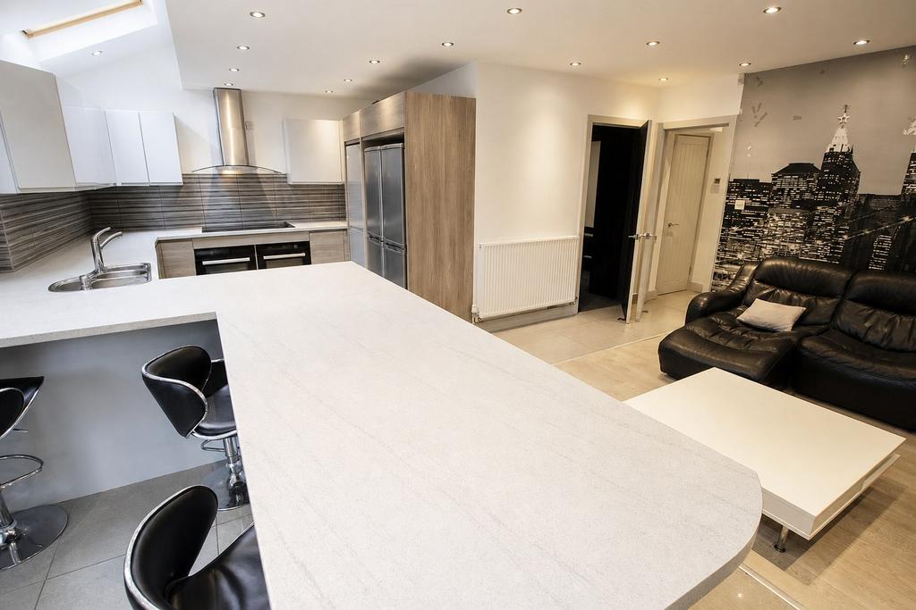House in BIRMINGHAM - View 4