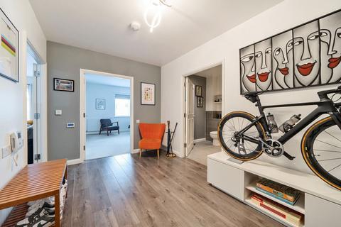 1 bedroom apartment for sale, Manston Court, 2 Thornbury Way, Waltham Forest, E17