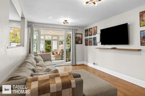 2 bedroom terraced house for sale, DANIEL THOMAS | Longcroft Drive, Waltham Cross, EN8