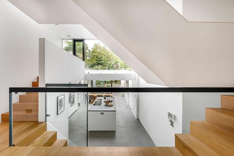 3 bedroom terraced house for sale, Richmond Hill, Richmond, Surrey, TW10