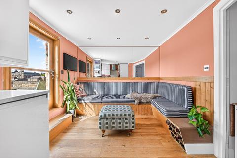 2 bedroom flat for sale, Stroud Green Road, Finsbury Park, N4