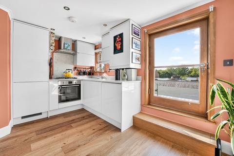 2 bedroom flat for sale, Stroud Green Road, Finsbury Park, N4