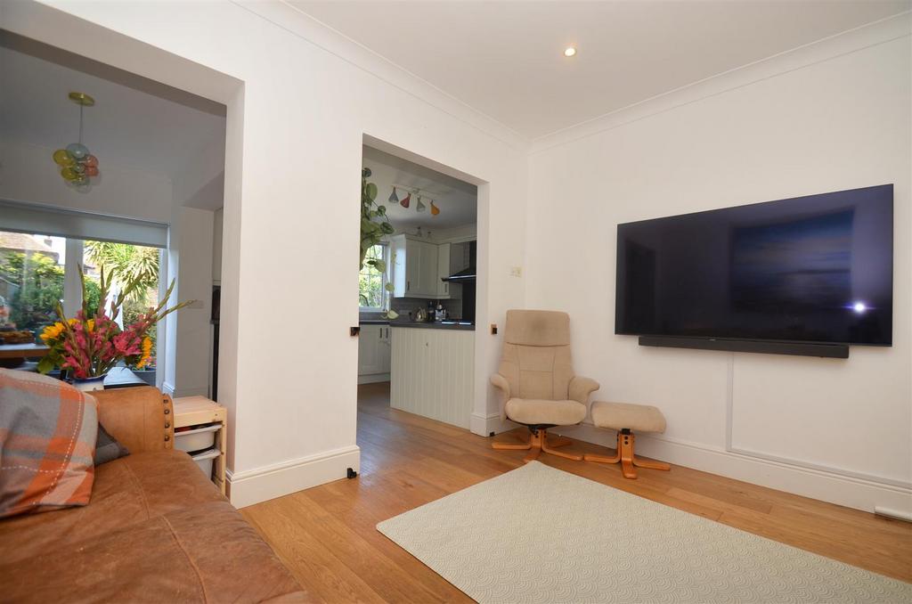 House in Ryde, Elmfield - View 3