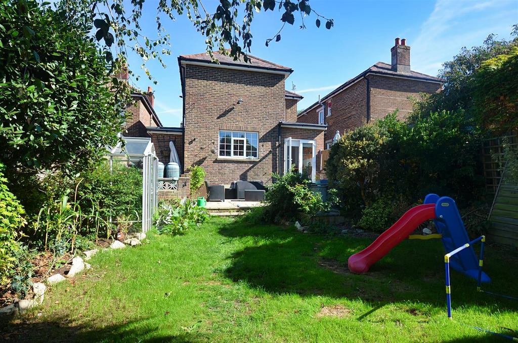 House in Ryde, Elmfield - More
