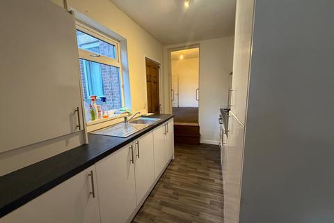 2 bedroom flat for sale, 41 Chandos Street, Gateshead, Tyne and Wear NE8 4AB