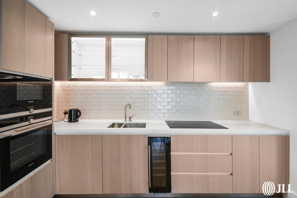 Apartment in London - View 2