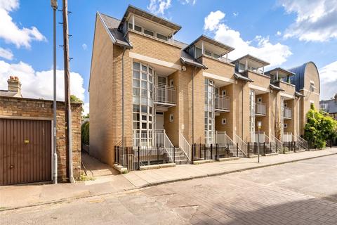 4 bedroom townhouse for sale, New Park Street, Cambridge, Cambridgeshire