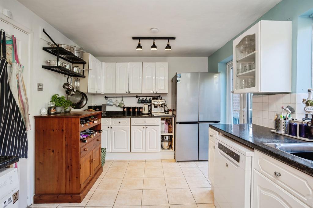 House in Leicester - View 5