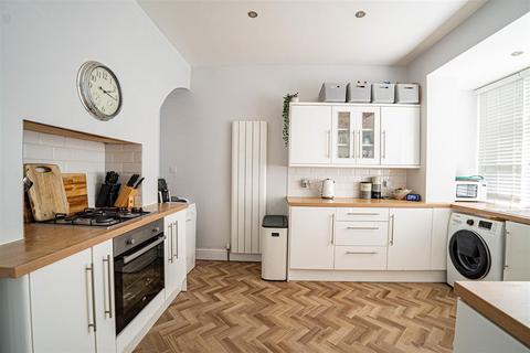 3 bedroom terraced house for sale, Adelaide Road, St. Leonards-On-Sea