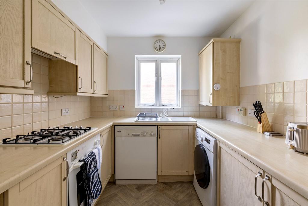 Apartment in London - View 2
