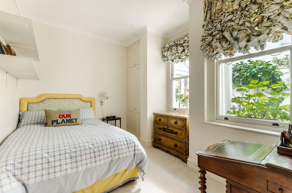 Apartment in London - More