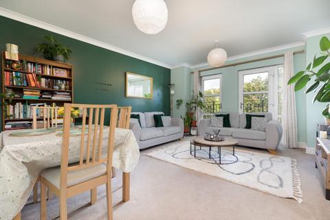 2 bedroom flat for sale, Monreith Road, Newlands