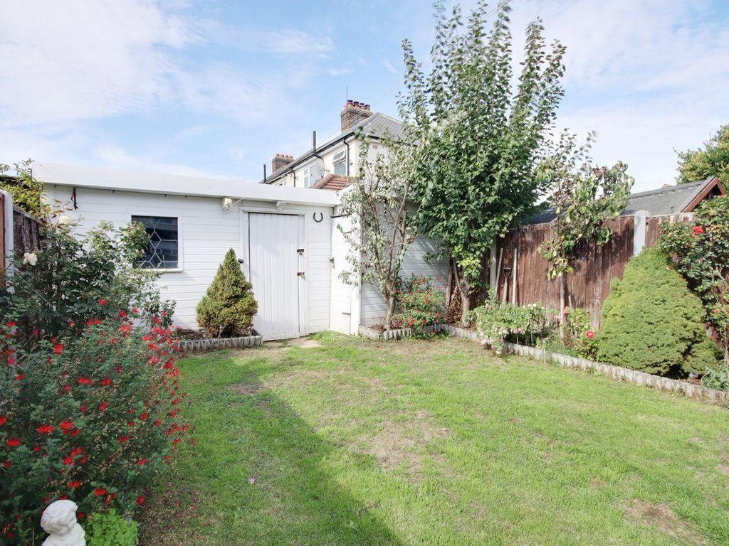 House in Rainham - View 2
