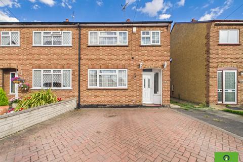 3 bedroom semi-detached house for sale, Margaret Close, Romford RM2