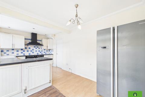 3 bedroom semi-detached house for sale, Margaret Close, Romford RM2