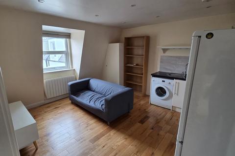 1 bedroom apartment to rent, Castle Hill Avenue, Folkestone, CT20
