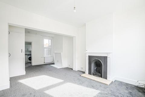 2 bedroom terraced house for sale, Carlisle Road, Dartford