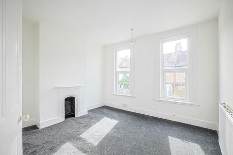 2 bedroom terraced house for sale, Carlisle Road, Dartford