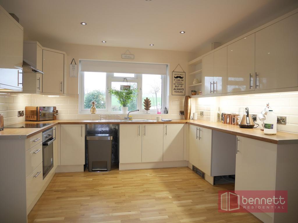 House in Somerset - View 4