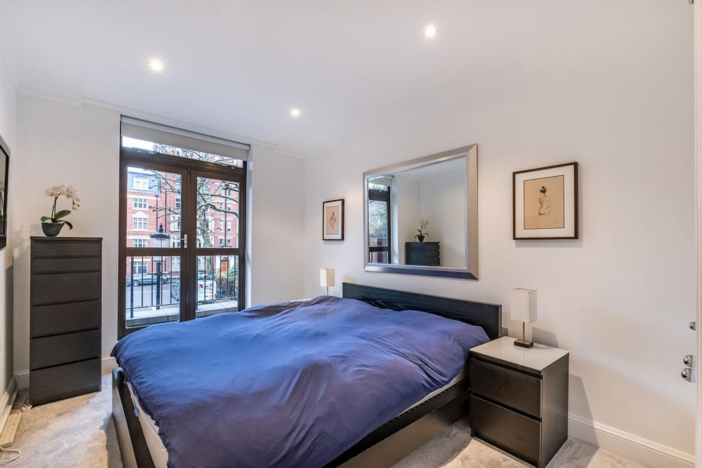 Apartment in London - View 3