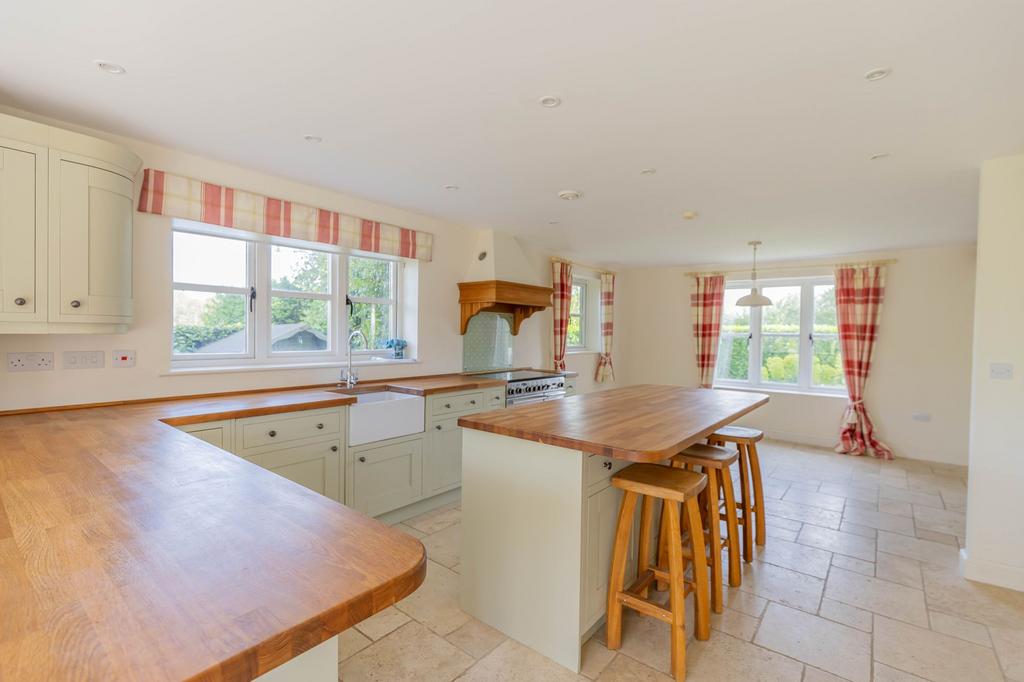House in Great Somerford, Wiltshire - View 4