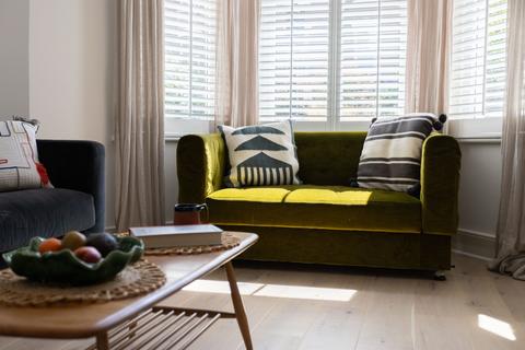 2 bedroom maisonette for sale, Perth Road, Finsbury Park, N4