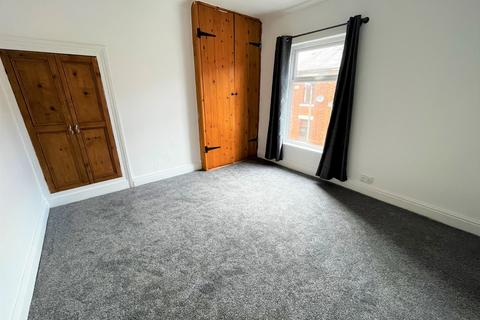 2 bedroom terraced house to rent, Flett Street, Preston PR2