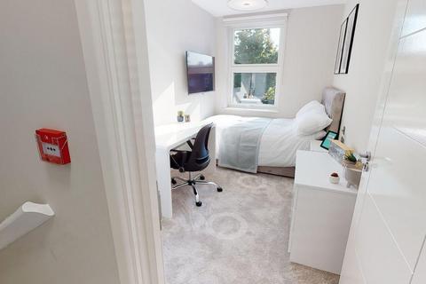 1 bedroom in a house share to rent, Albert Road, Nottingham NG7