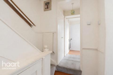 3 bedroom terraced house for sale, Rowney Gardens, Dagenham
