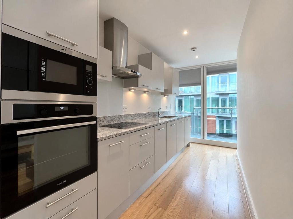 Apartment in London - View 2
