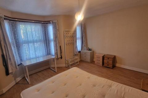 undefined, Shrewsbury Road, London E7