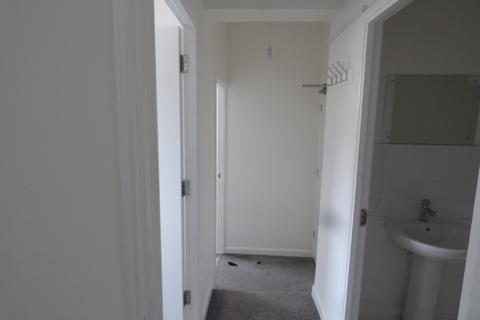 1 bedroom house to rent, Flat 2 East Hill  St.Austell Cornwall PL25 4TW