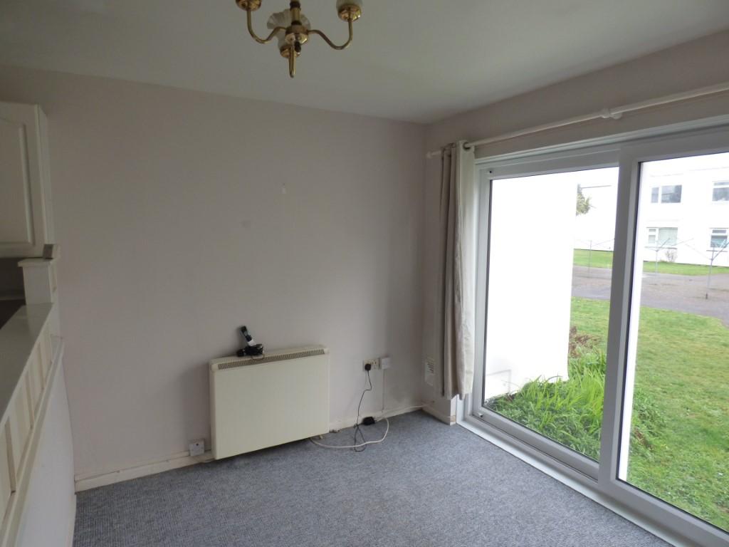 House in 4 East Hill - View 3