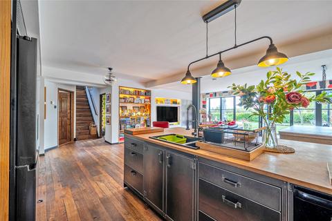 4 bedroom detached house for sale, Steep Hill, Woking GU24