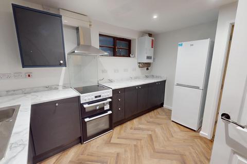 1 bedroom in a house share to rent, Heron Drive, Nottingham NG7