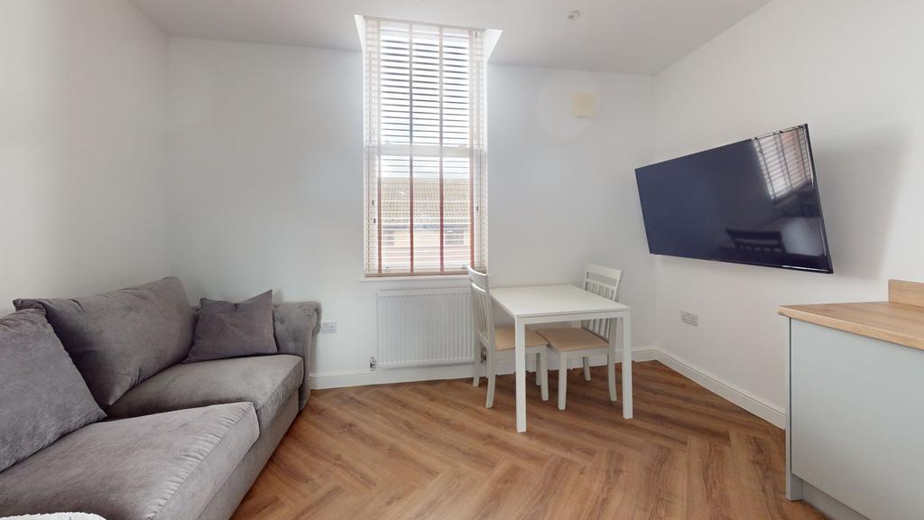 House in Nottingham - View 2