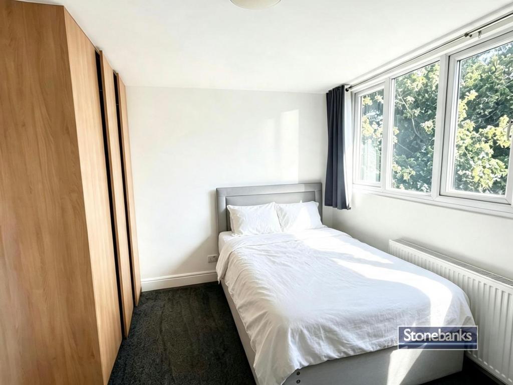 House in Uxbridge - View 5