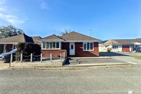 2 bedroom detached bungalow for sale, New Road, Begelly, Kilgetty