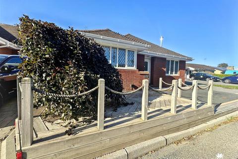 2 bedroom detached bungalow for sale, New Road, Begelly, Kilgetty