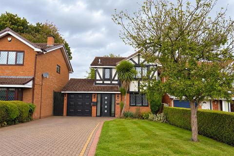3 bedroom detached house to rent, Lake End Drive, Telford TF3