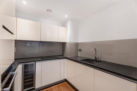 2 bedroom flat for sale, Henry Macaulay Avenue, Kingston Upon Thames KT2