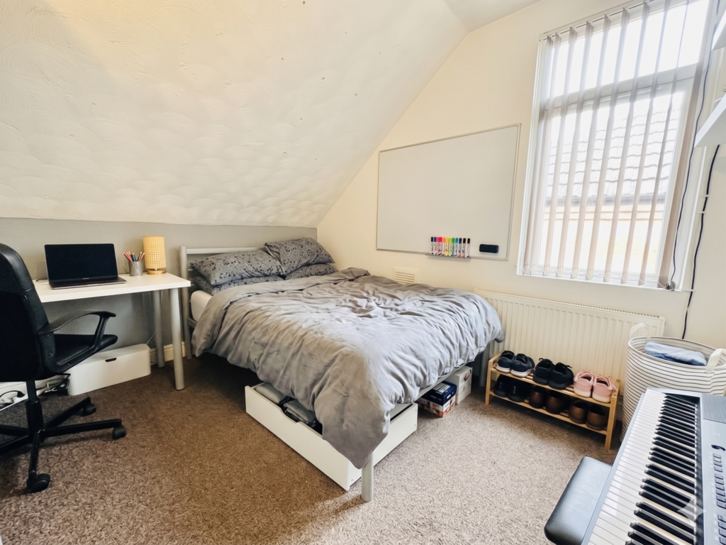 House in Nottingham - View 3