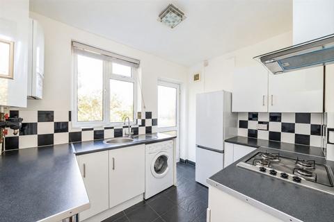 2 bedroom flat for sale, Fulwood Gardens, Twickenham TW1