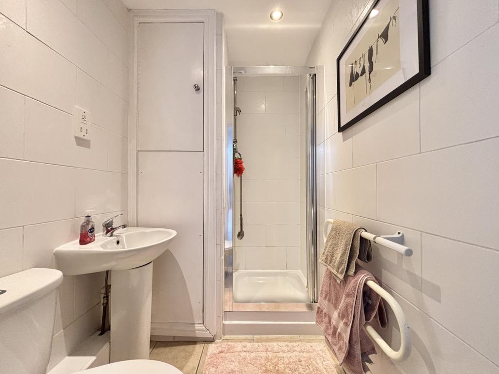 Apartment in Manchester - View 5
