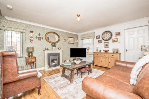 2 bedroom semi-detached house for sale, Burberry Close, Bierley, Bradford, West Yorkshire, BD4