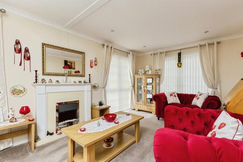 2 bedroom detached house for sale, Appletree Close, Attleborough, Norfolk, NR17